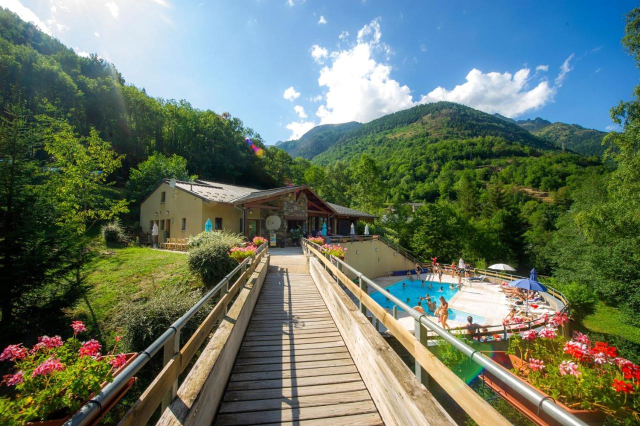 Auzat Village Vacances De Marc מראה חיצוני תמונה