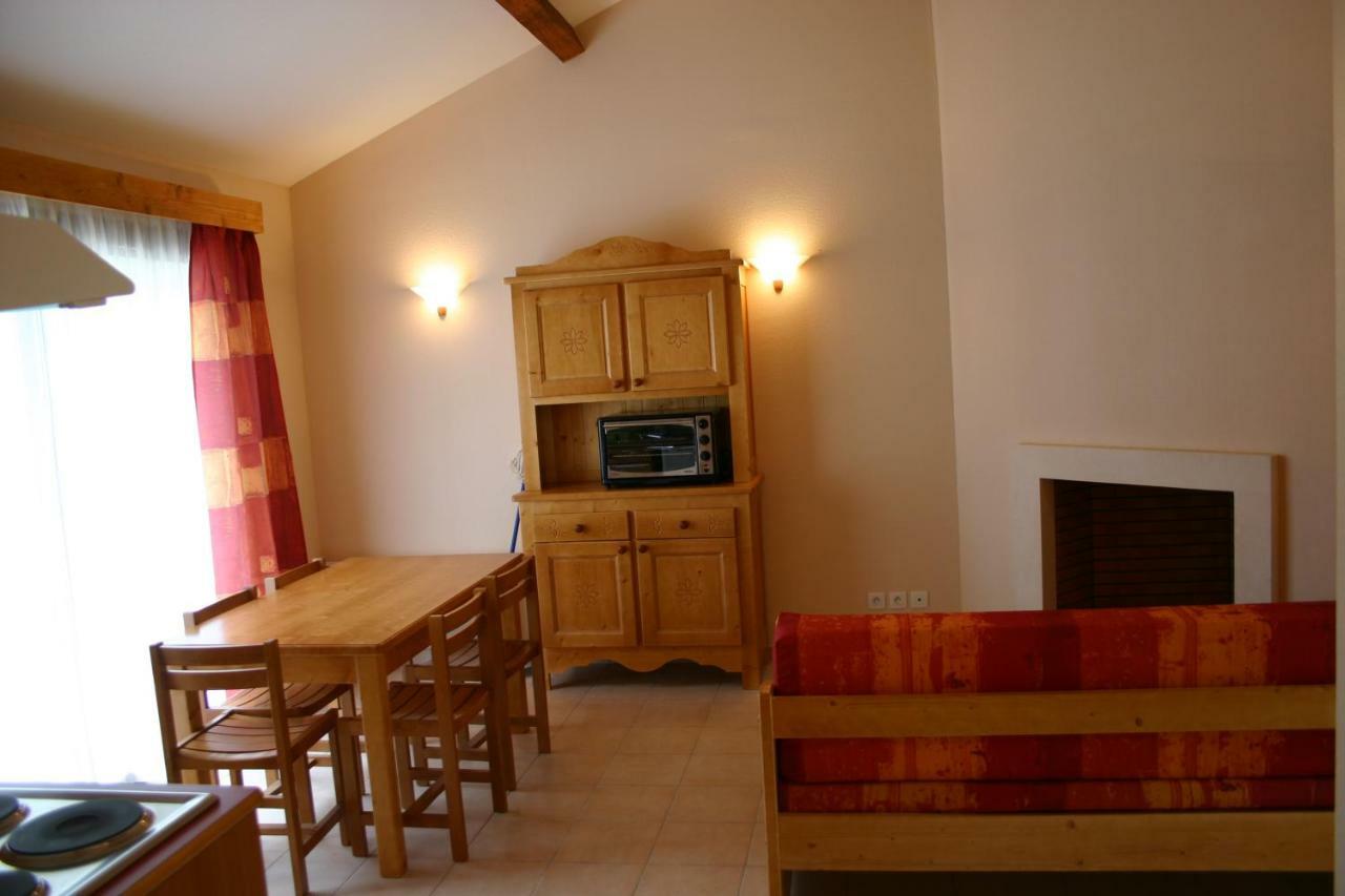 Auzat Village Vacances De Marc מראה חיצוני תמונה