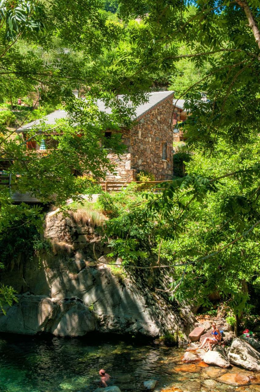 Auzat Village Vacances De Marc מראה חיצוני תמונה